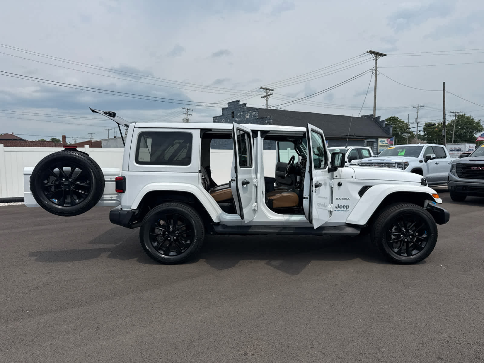 2023 Jeep Wrangler 4xe Sahara