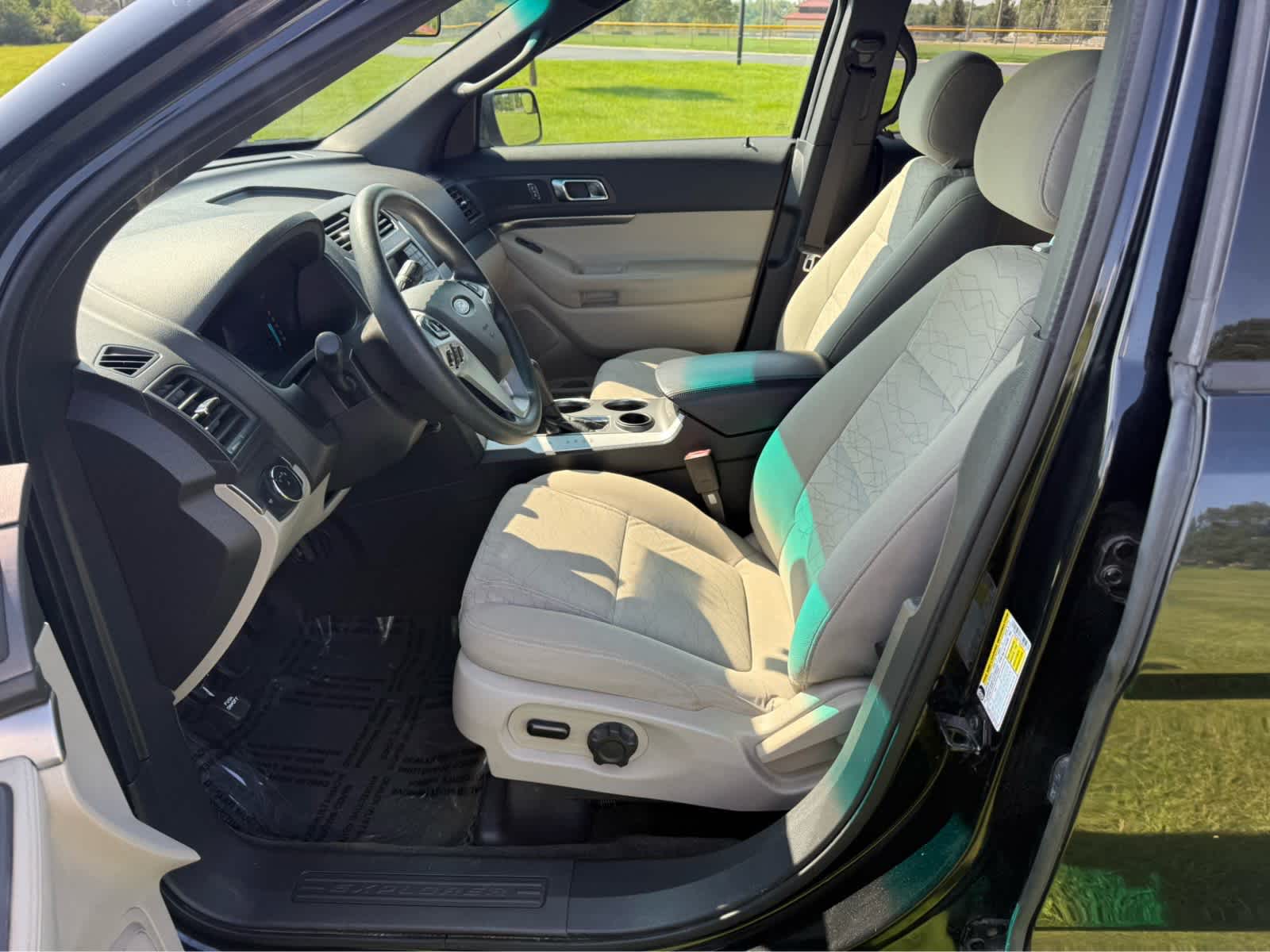 2014 Ford Explorer Base