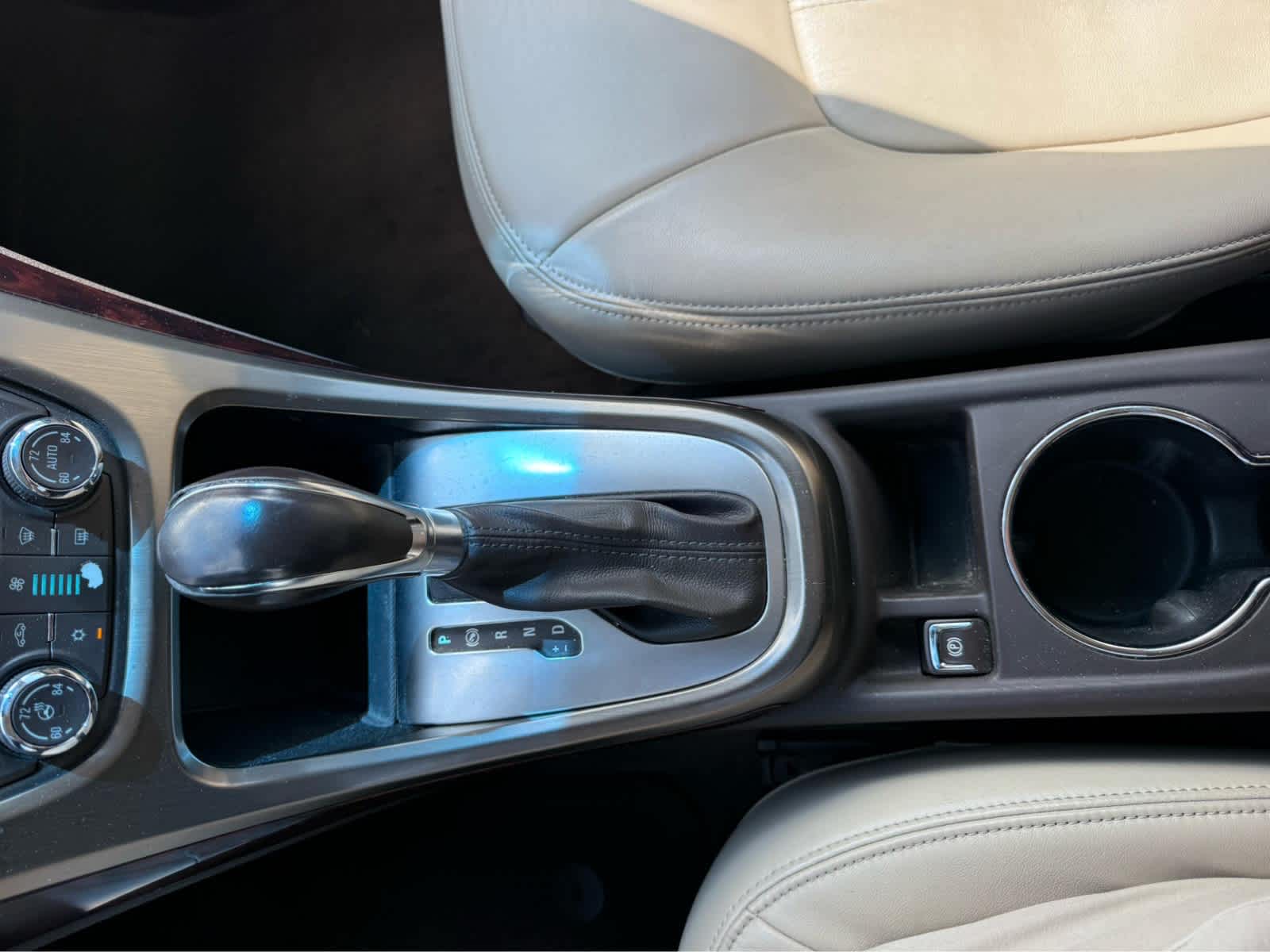 2012 Buick Verano Leather Group
