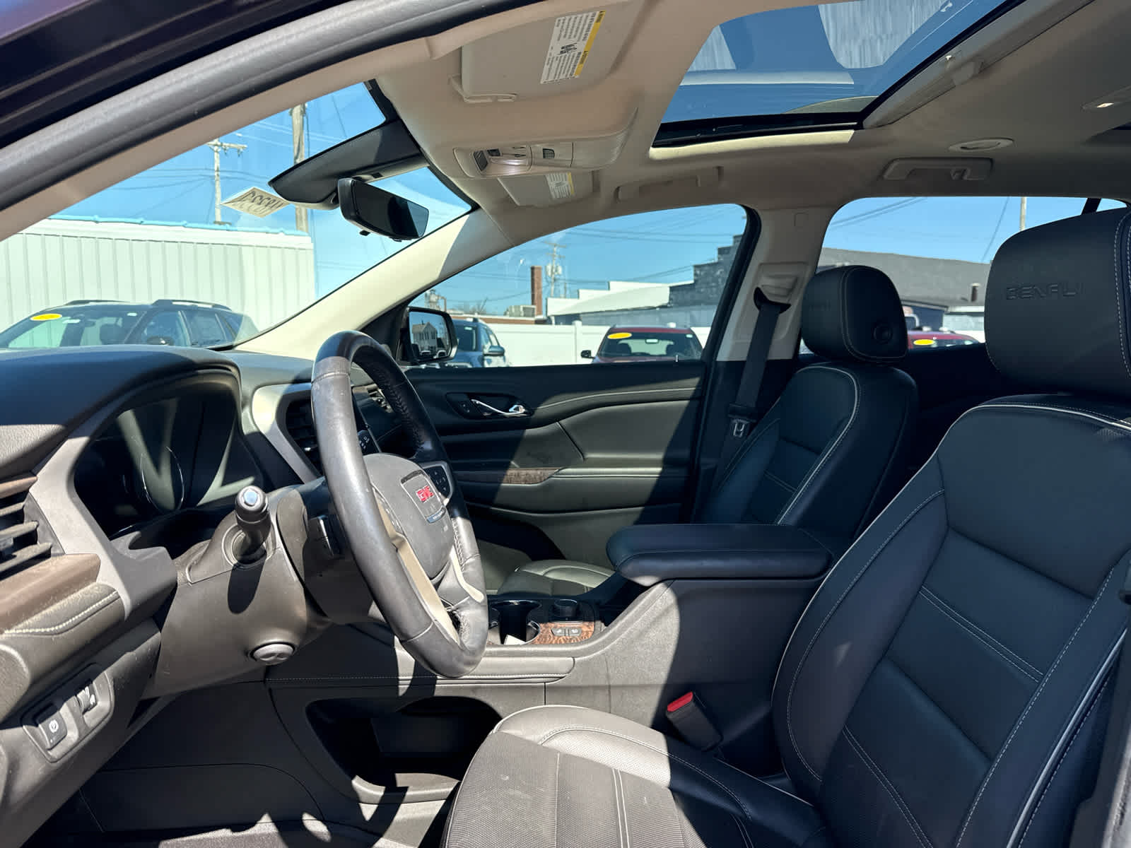 2020 GMC Acadia Denali