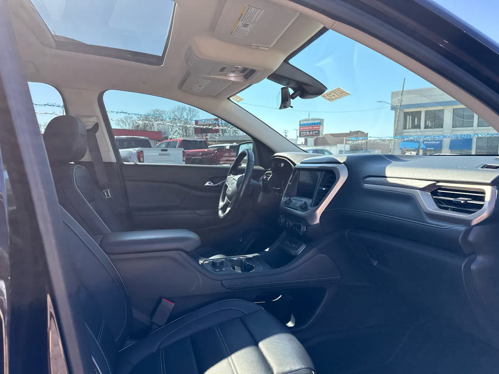 2020 GMC Acadia Denali