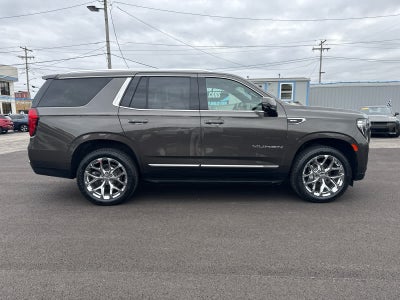 2021 GMC Yukon SLT