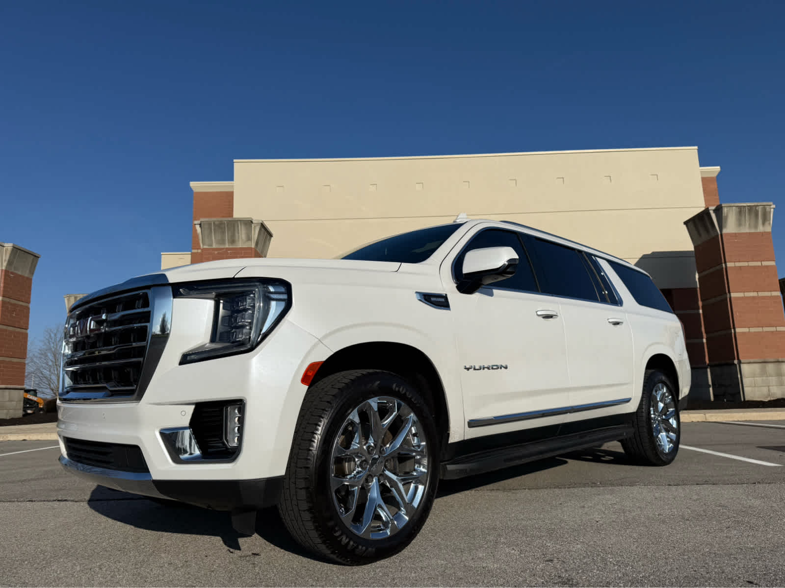 2021 GMC Yukon XL SLT