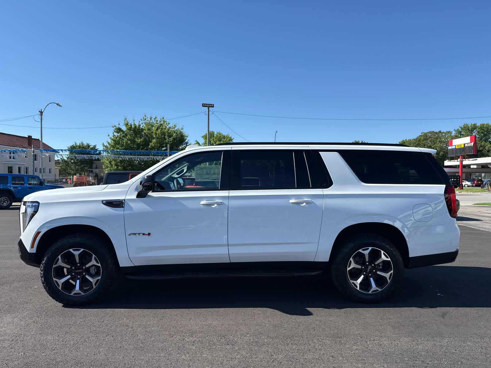 2026 GMC Yukon XL AT4