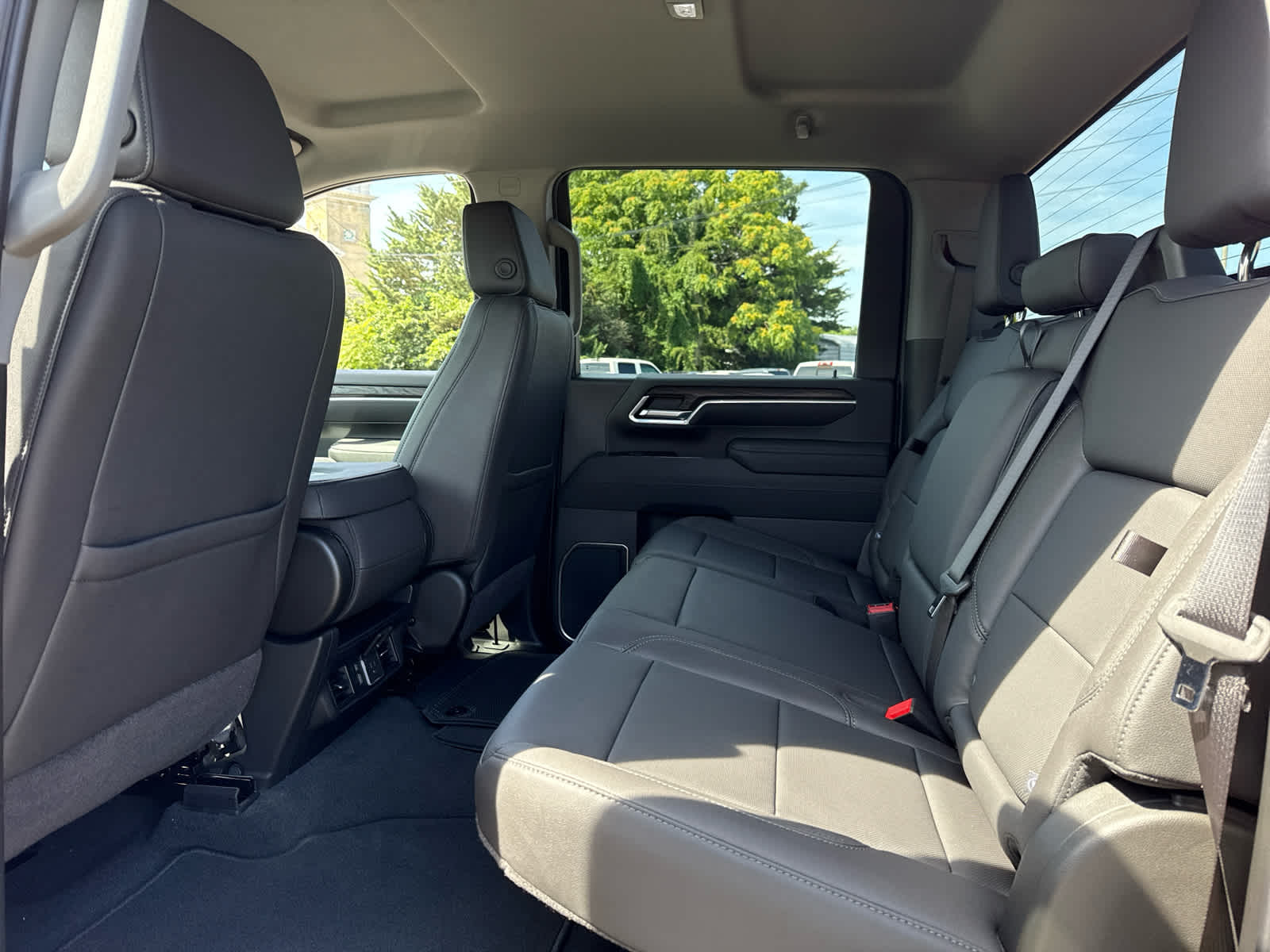 2025 GMC Sierra 2500 HD SLT