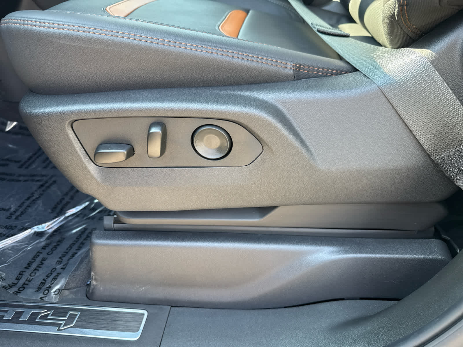 2025 GMC Sierra 2500 HD AT4