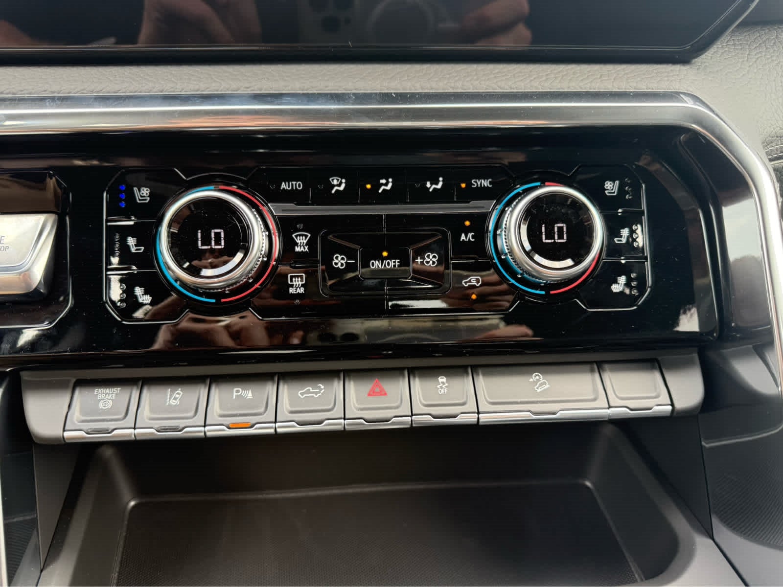 2025 GMC Sierra 3500 HD Denali