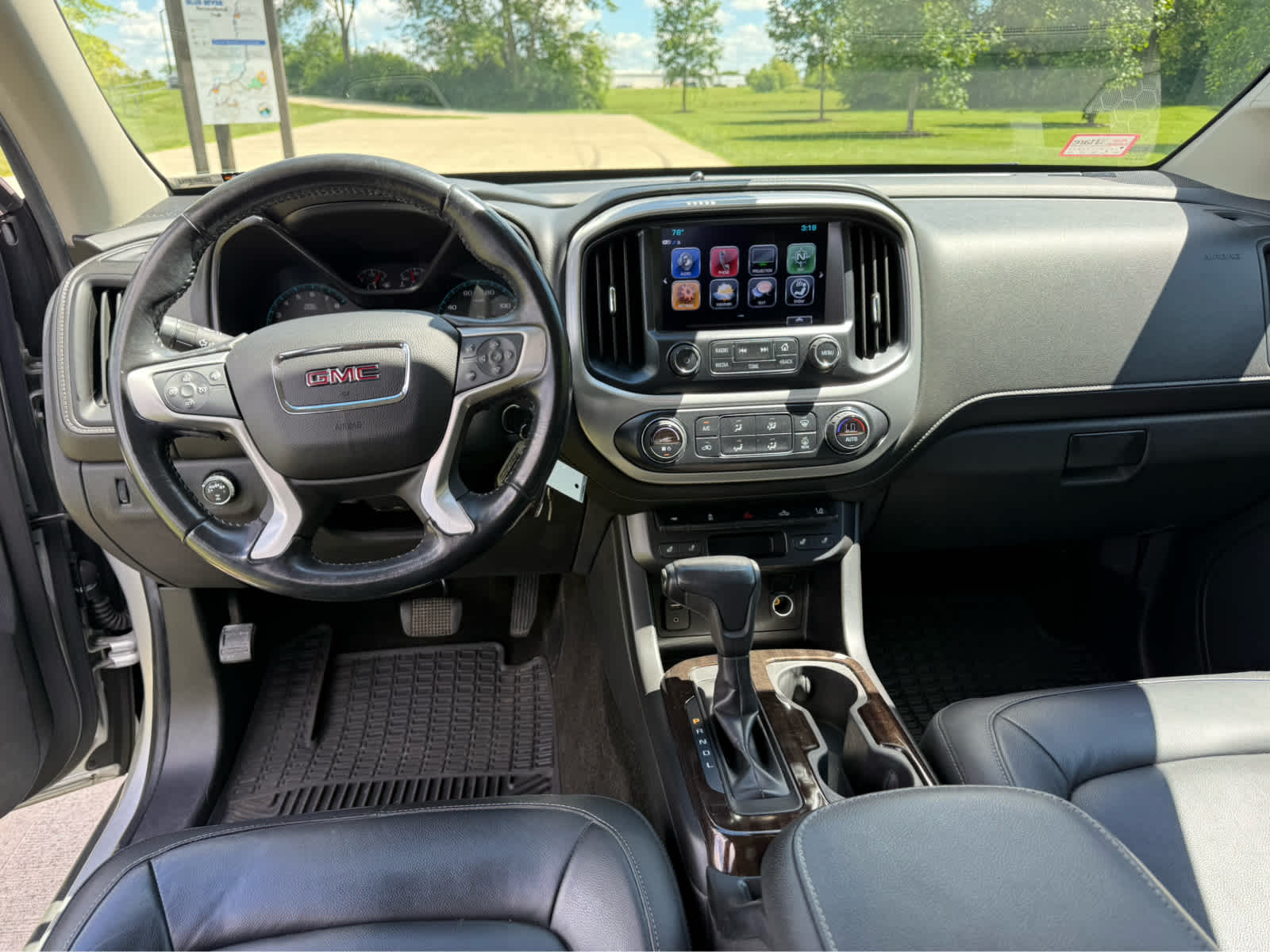2017 GMC Canyon 4WD SLT