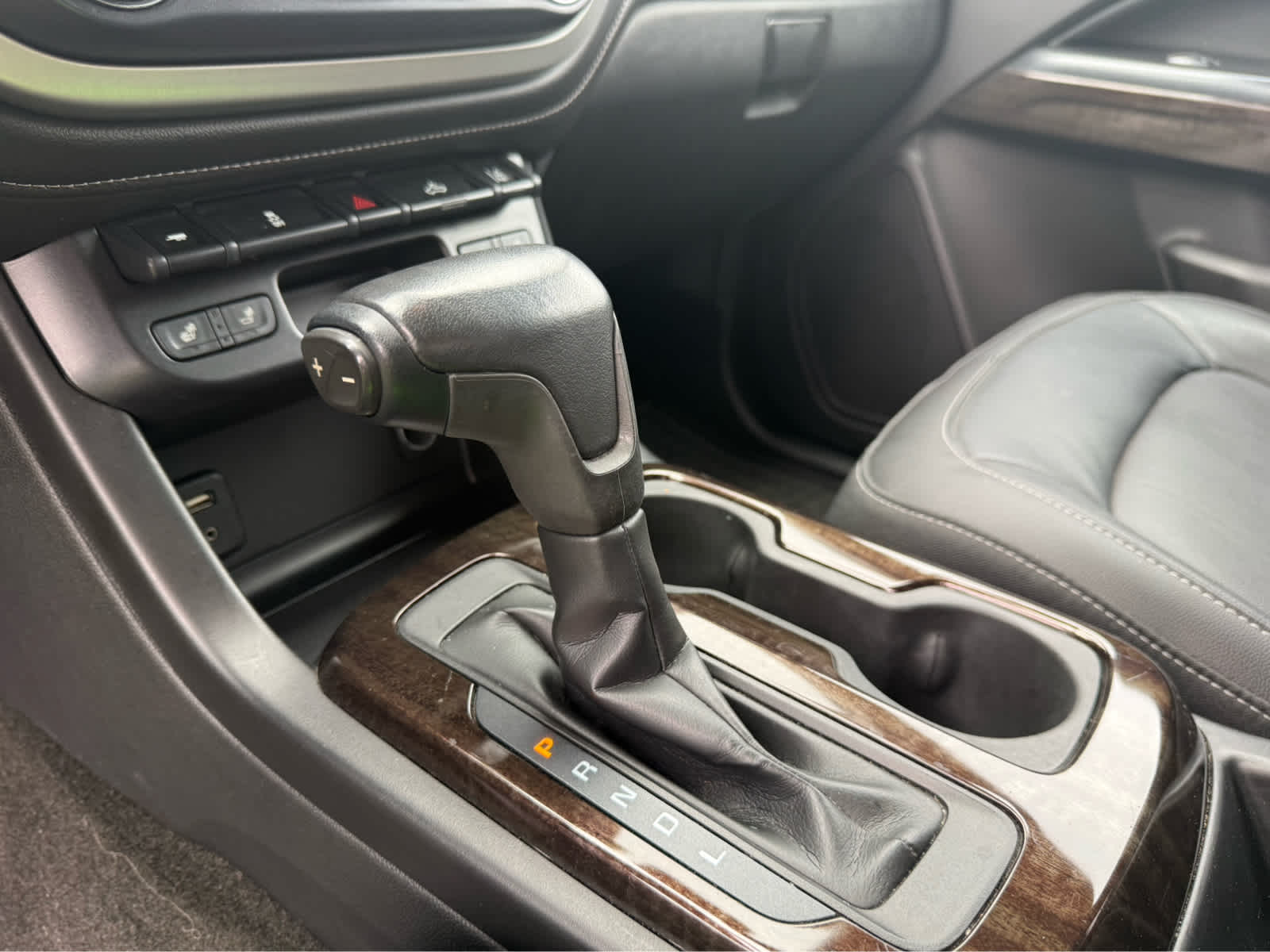 2017 GMC Canyon 4WD SLT
