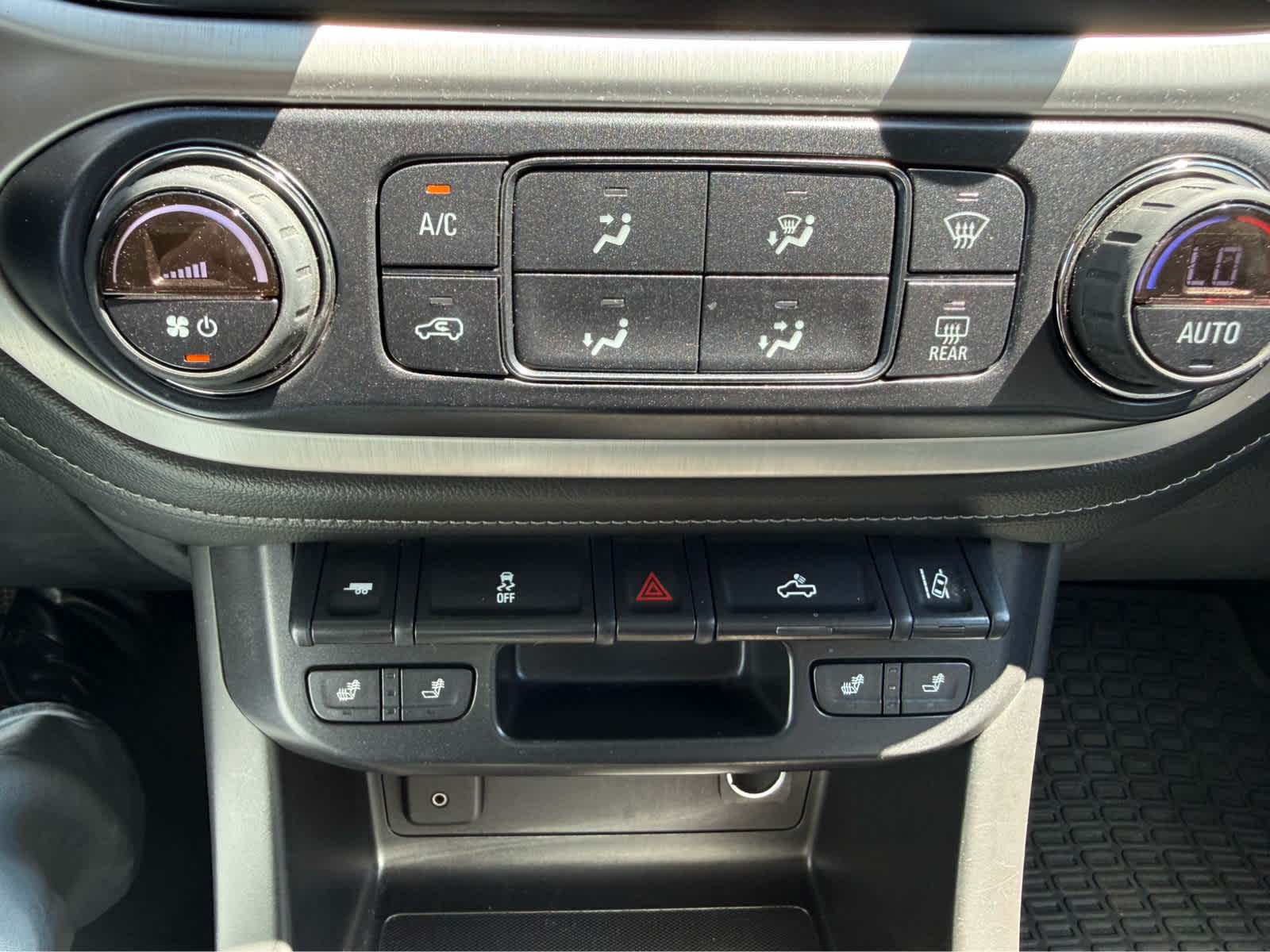 2017 GMC Canyon 4WD SLT