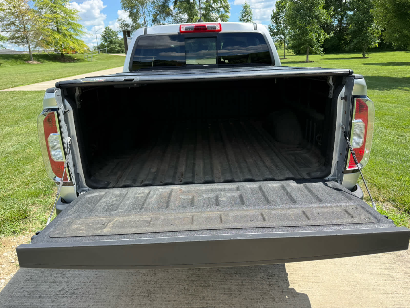 2017 GMC Canyon 4WD SLT