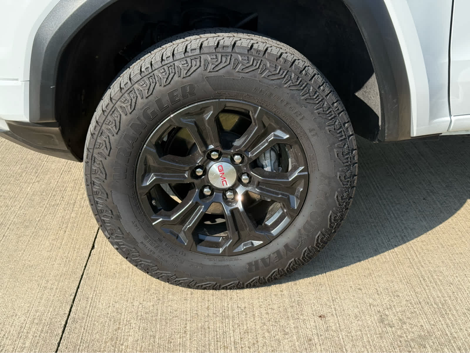 2024 GMC Canyon Elevation