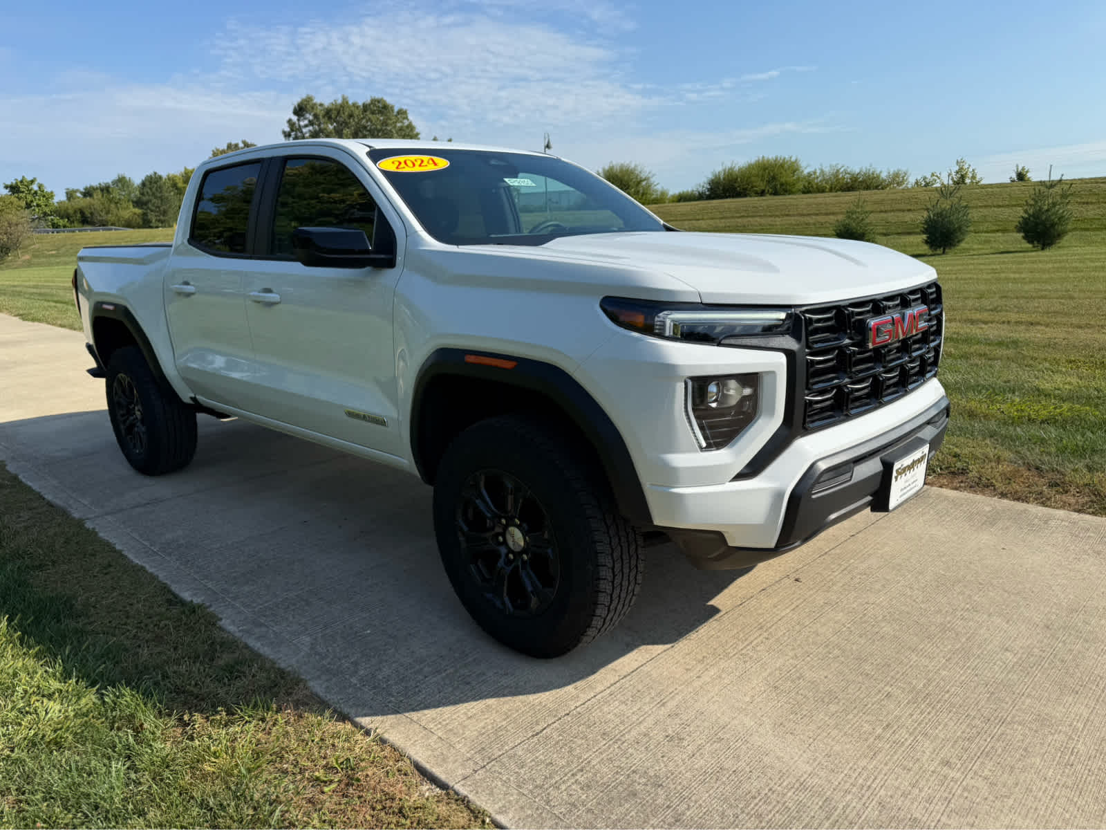 2024 GMC Canyon Elevation