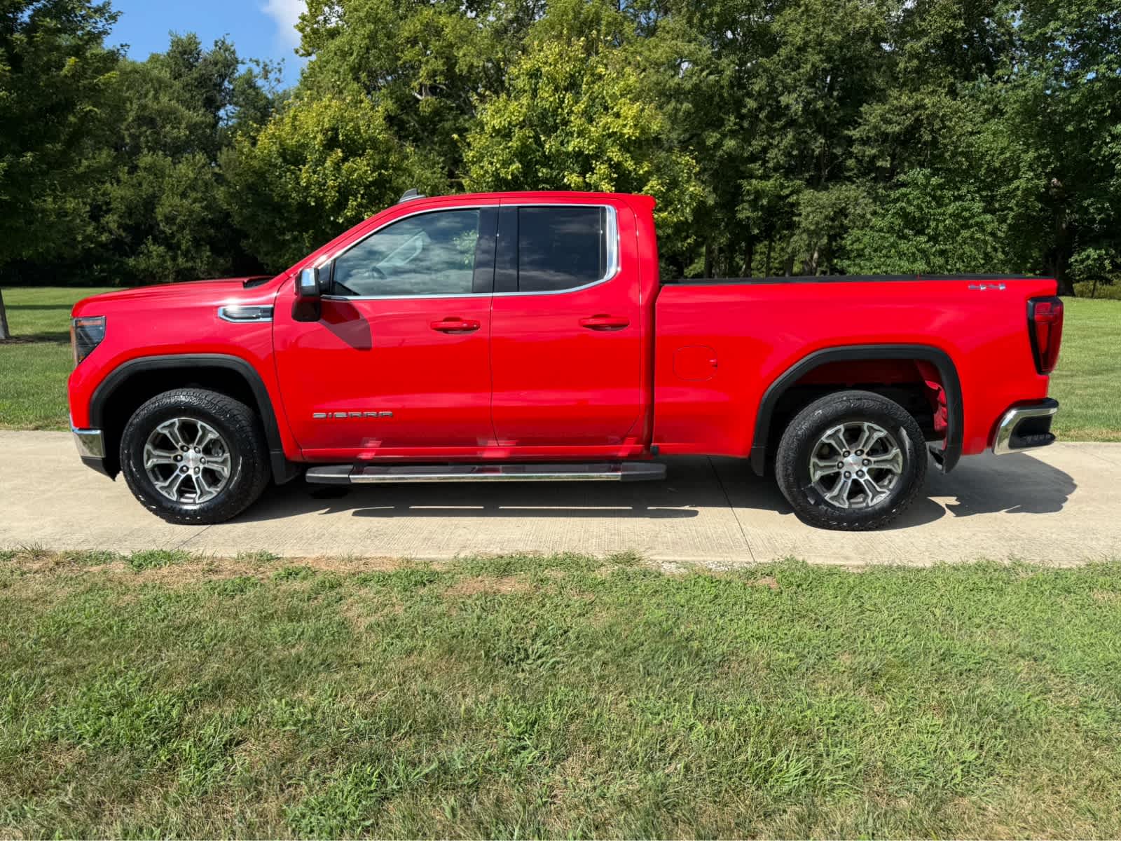 2022 GMC Sierra 1500 SLE