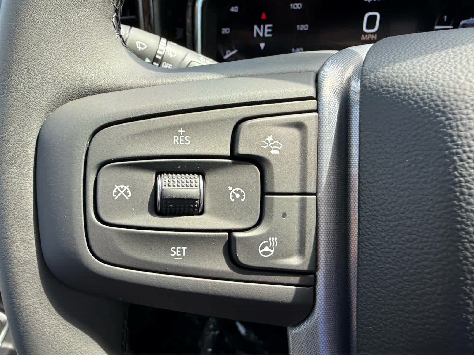 2025 GMC Sierra 1500 SLE