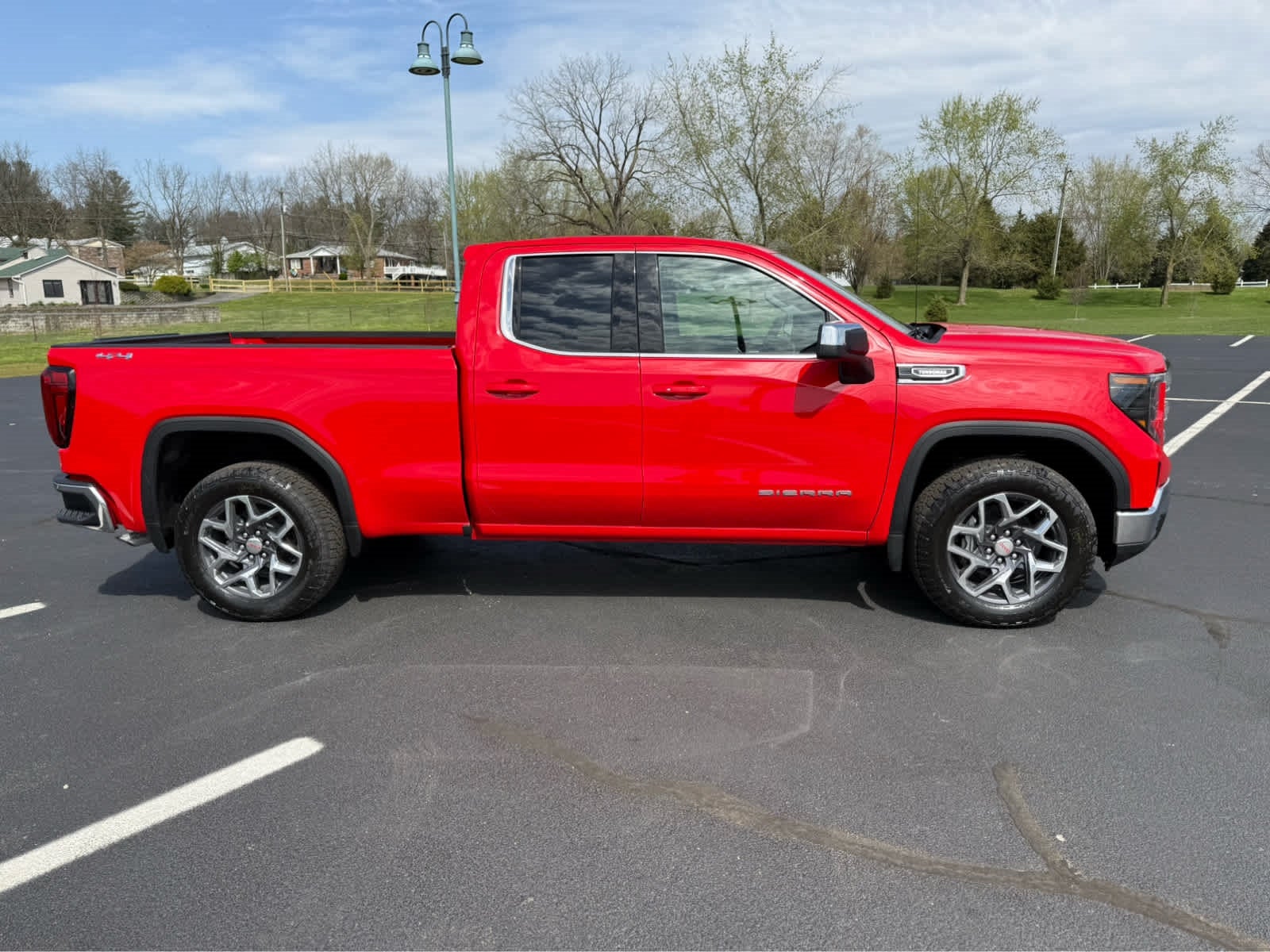 2025 GMC Sierra 1500 SLE