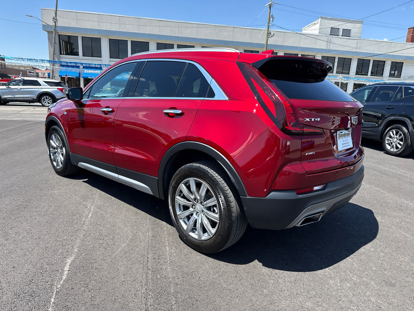 2023 Cadillac XT4 Premium Luxury