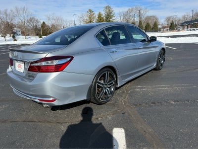 2017 Honda Accord Sedan Sport