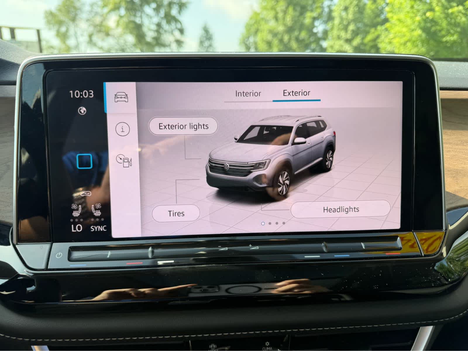 2024 Volkswagen Atlas 2.0T SE w/Technology