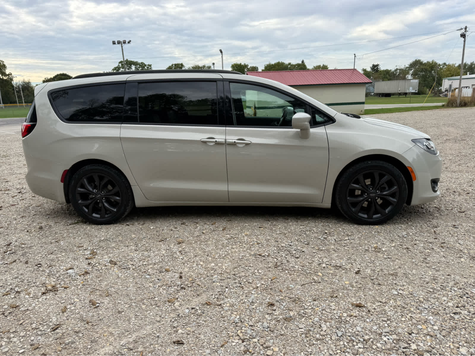 2020 Chrysler Pacifica Touring L