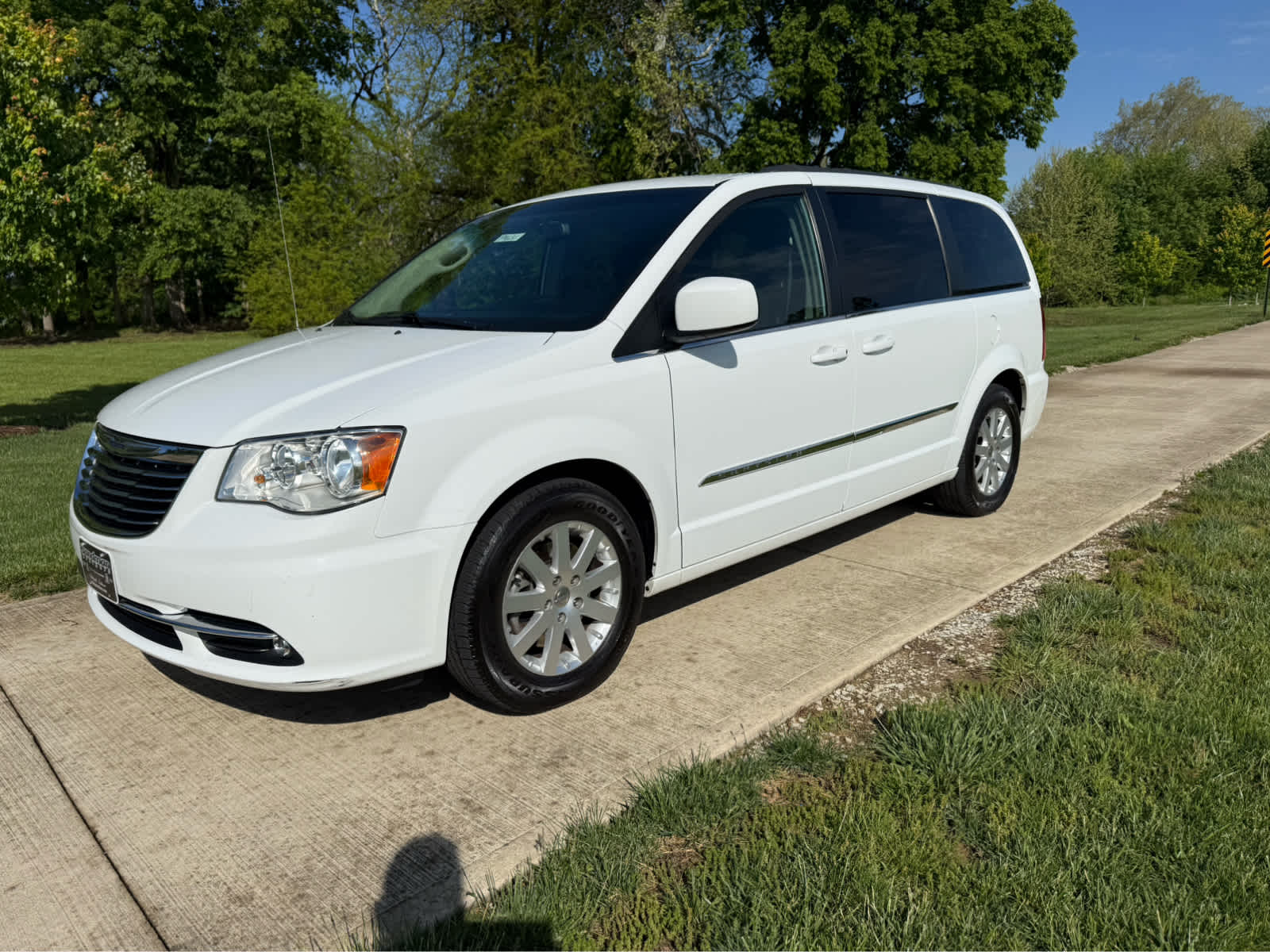 2016 Chrysler Town & Country Touring