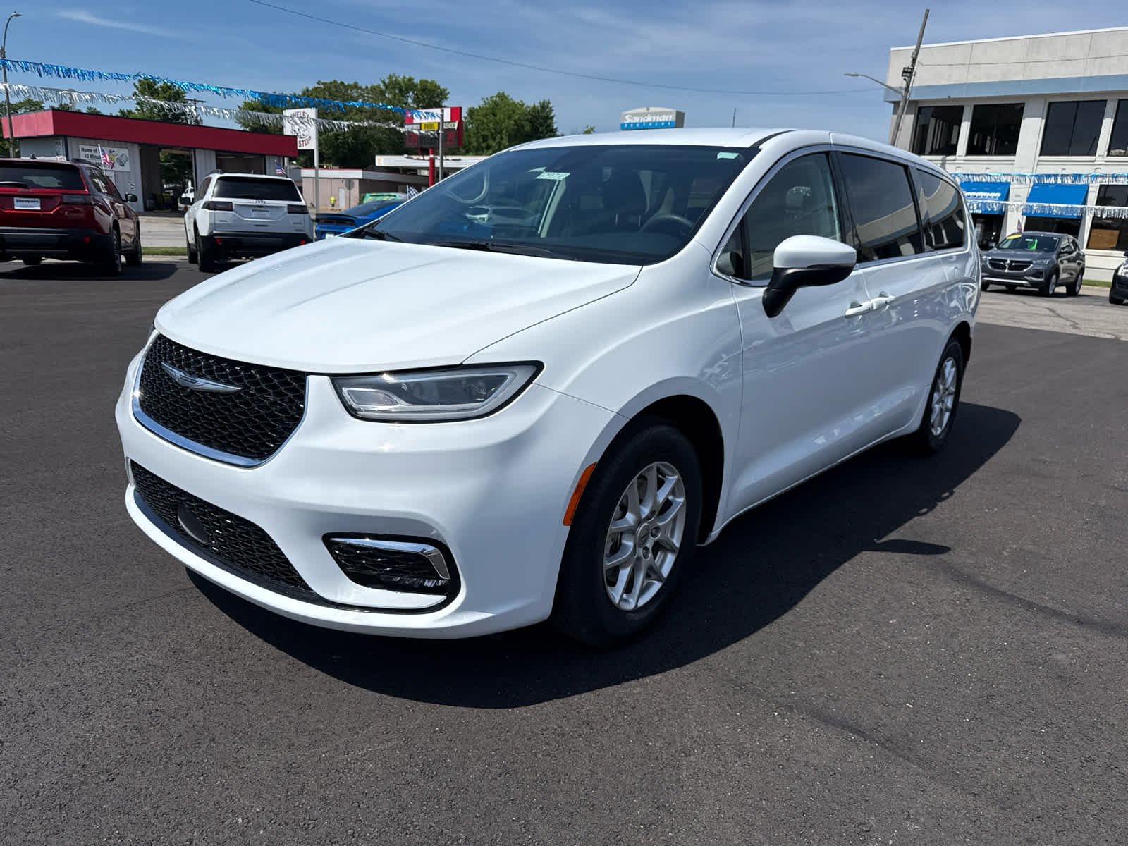 2023 Chrysler Pacifica Touring L