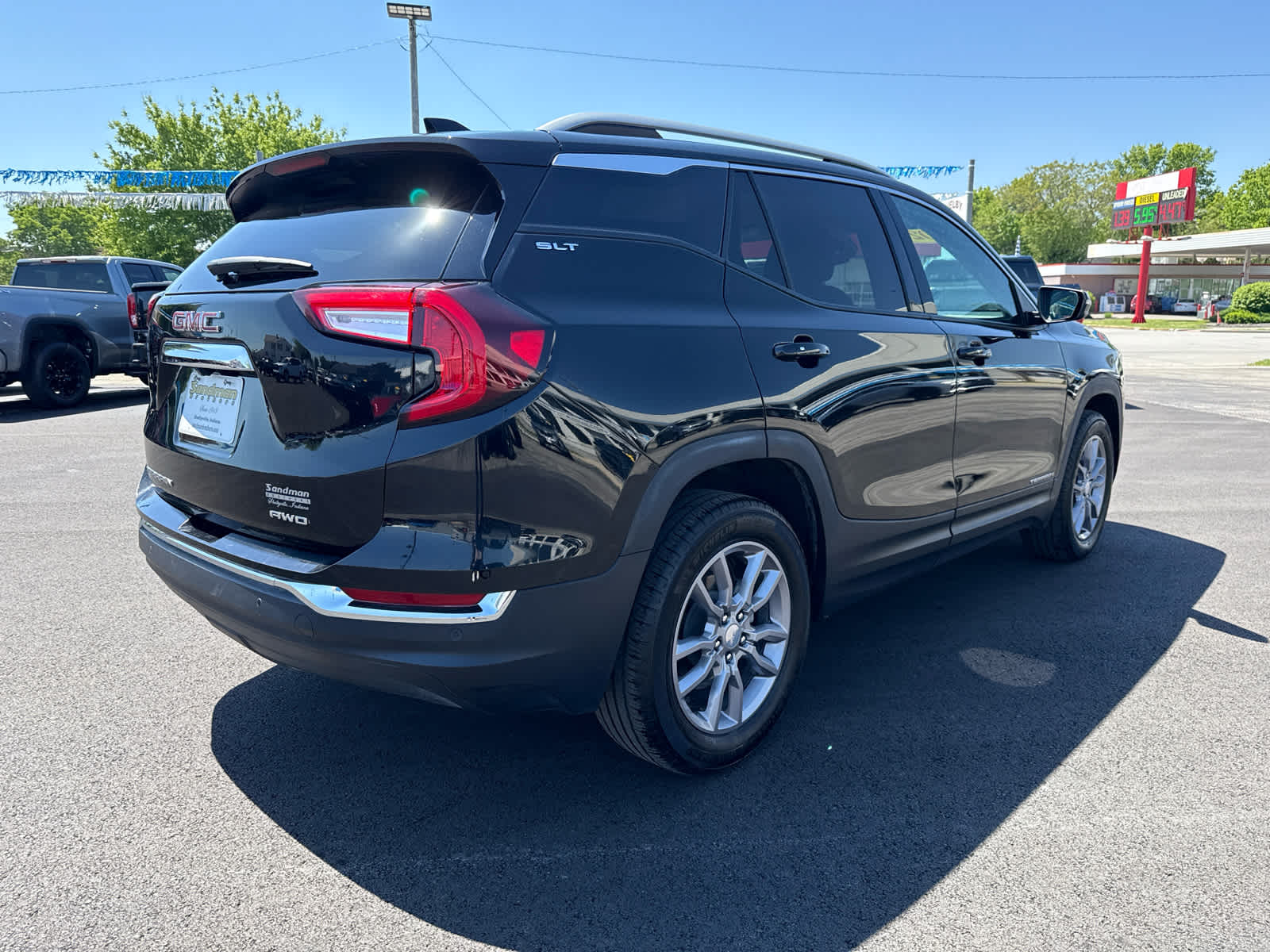 2024 GMC Terrain SLT
