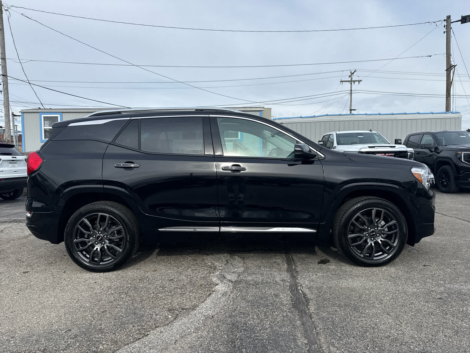 2023 GMC Terrain Denali