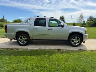 2013 Chevrolet Avalanche LTZ