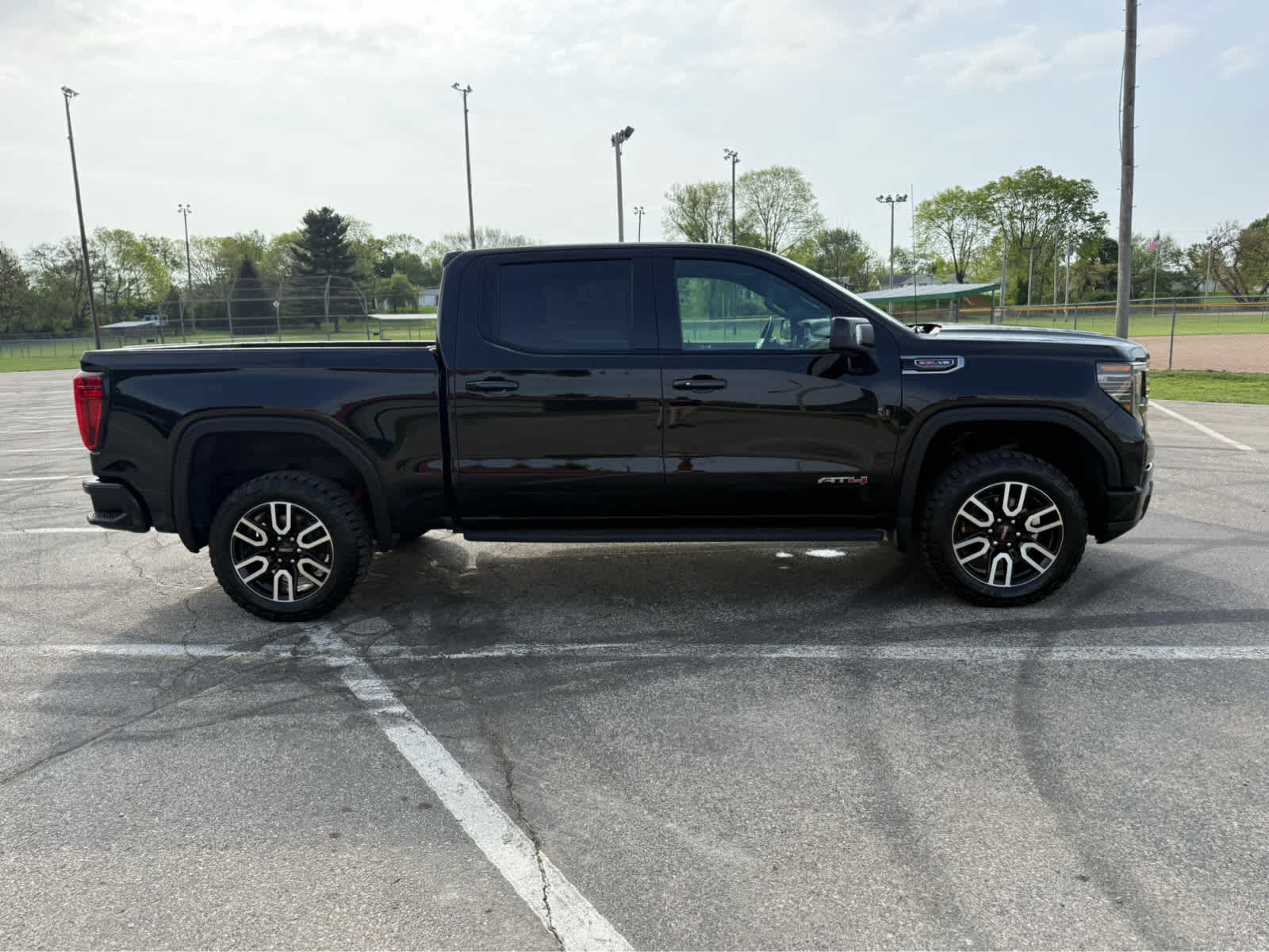 2024 GMC Sierra 1500 AT4