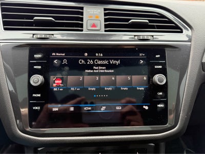 2024 Volkswagen Tiguan SE R-Line Black