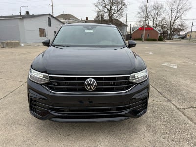 2024 Volkswagen Tiguan SE R-Line Black