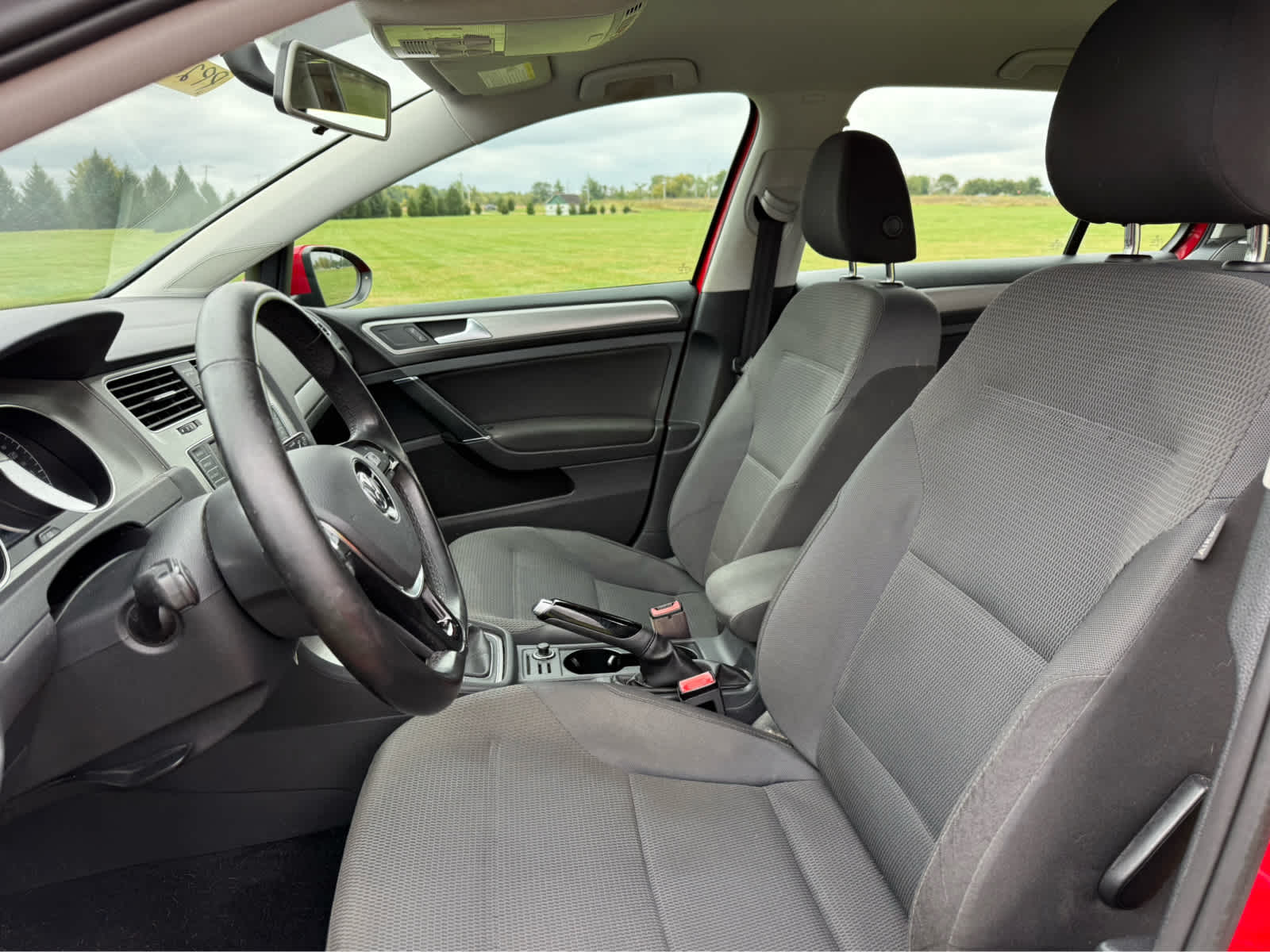 2017 Volkswagen Golf S