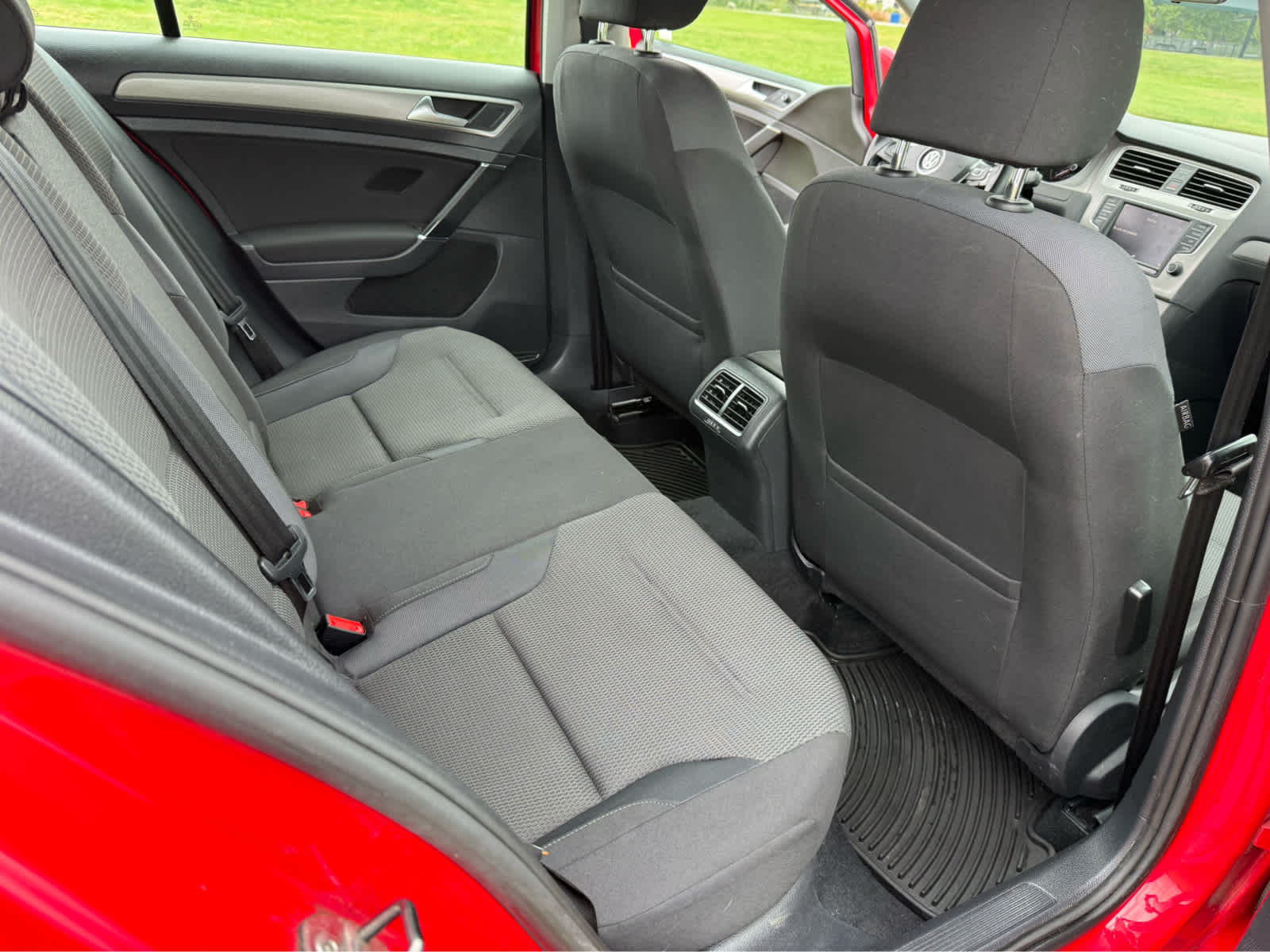 2017 Volkswagen Golf S