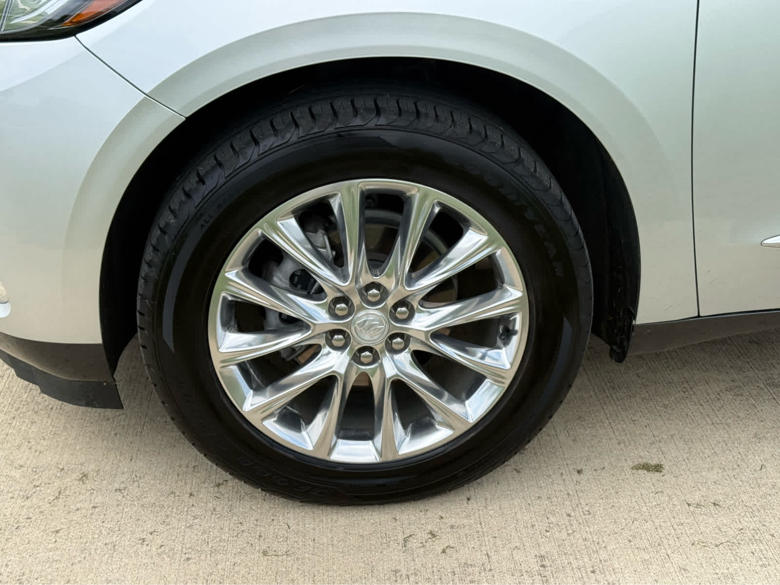 2021 Buick Enclave Essence