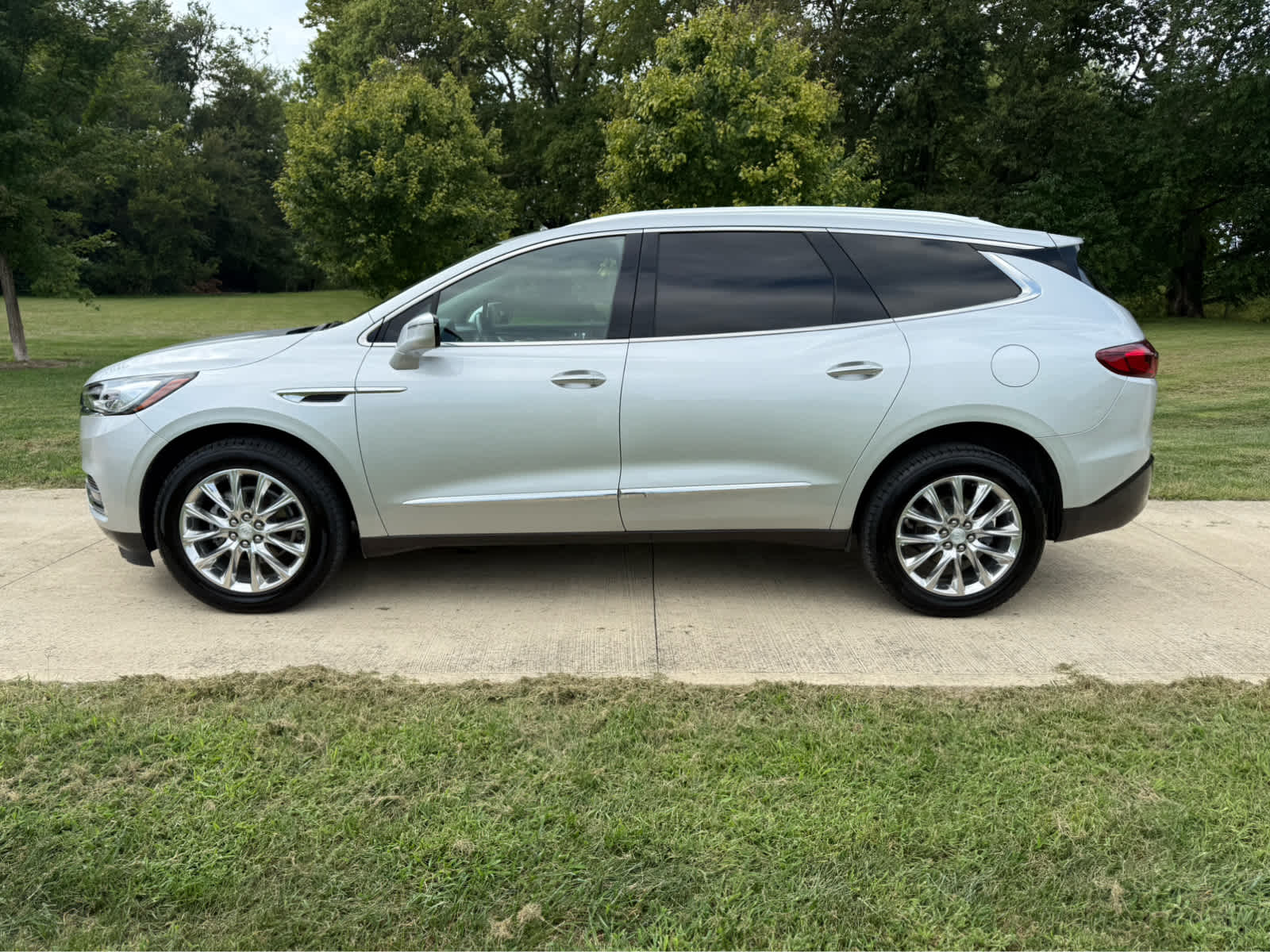 2021 Buick Enclave Essence