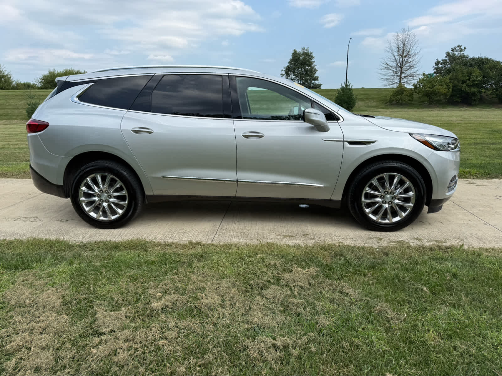 2021 Buick Enclave Essence