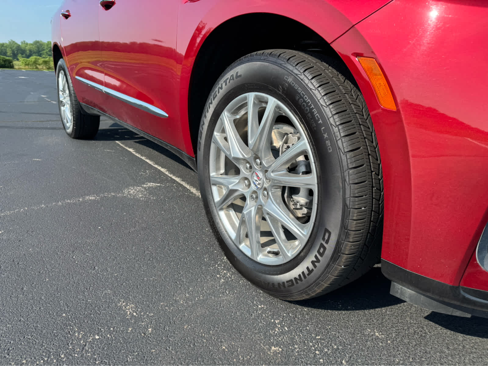 2023 Buick Enclave Essence