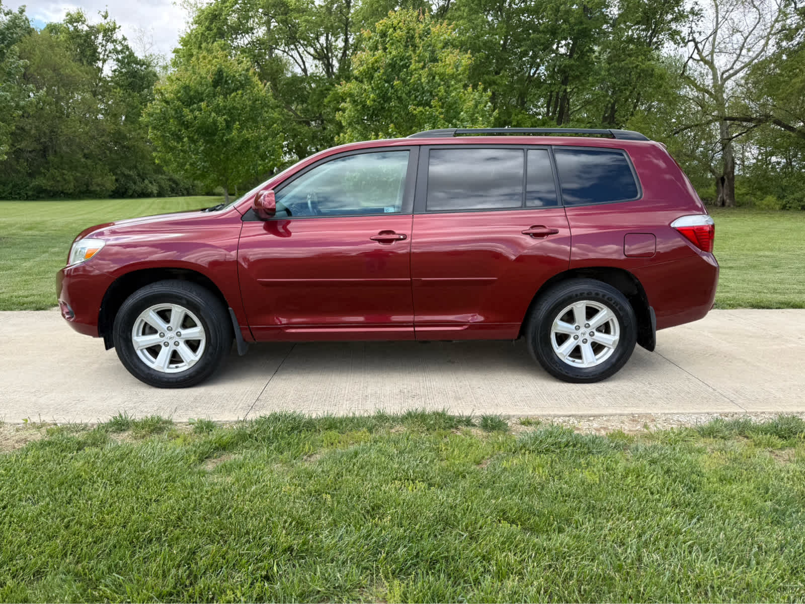 2010 Toyota Highlander Base