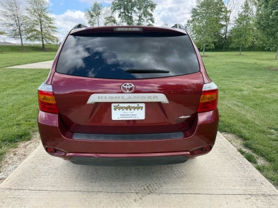 2010 Toyota Highlander Base