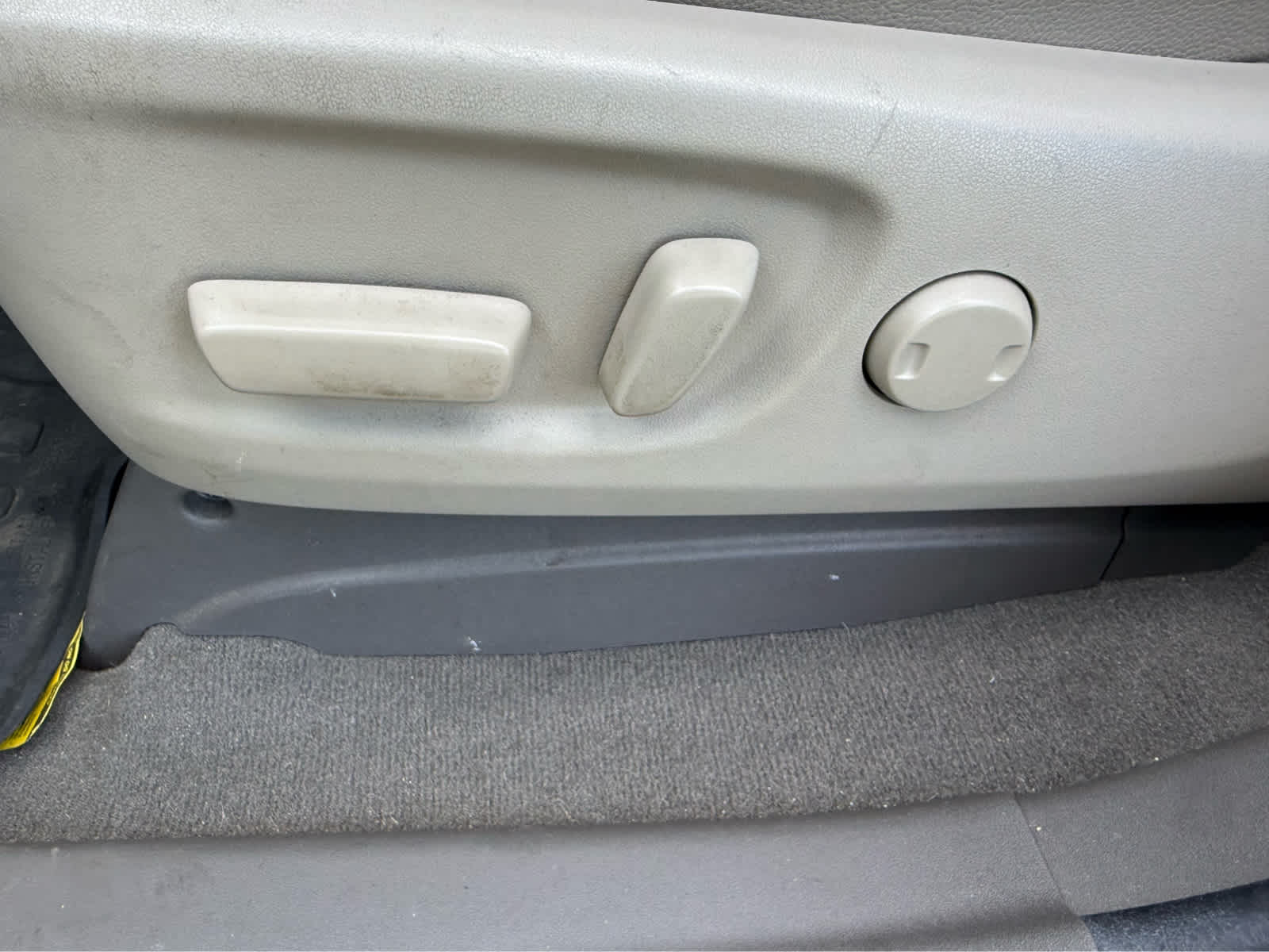 2020 Toyota Sienna XLE Auto Access Seat