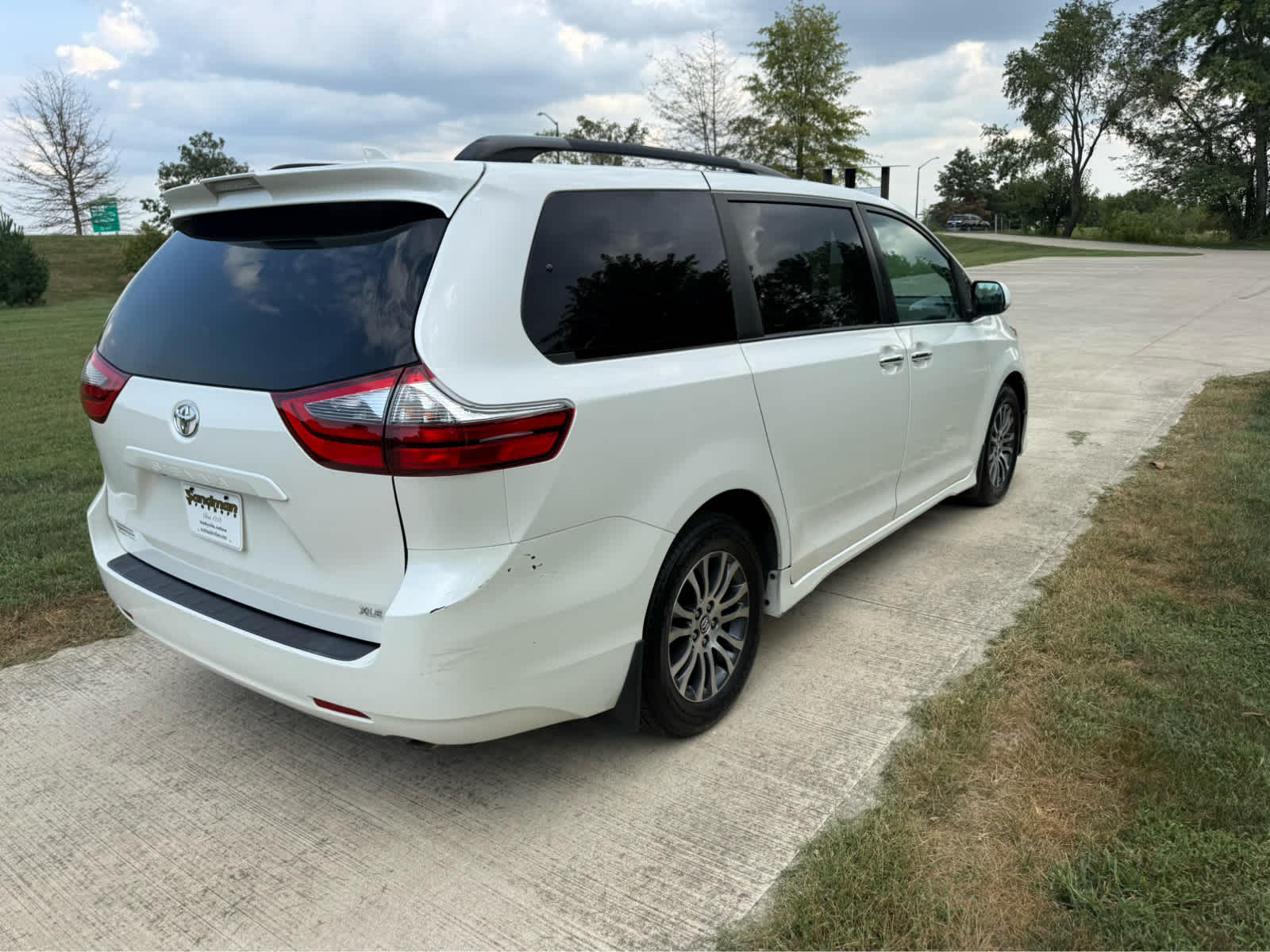 2020 Toyota Sienna XLE Auto Access Seat