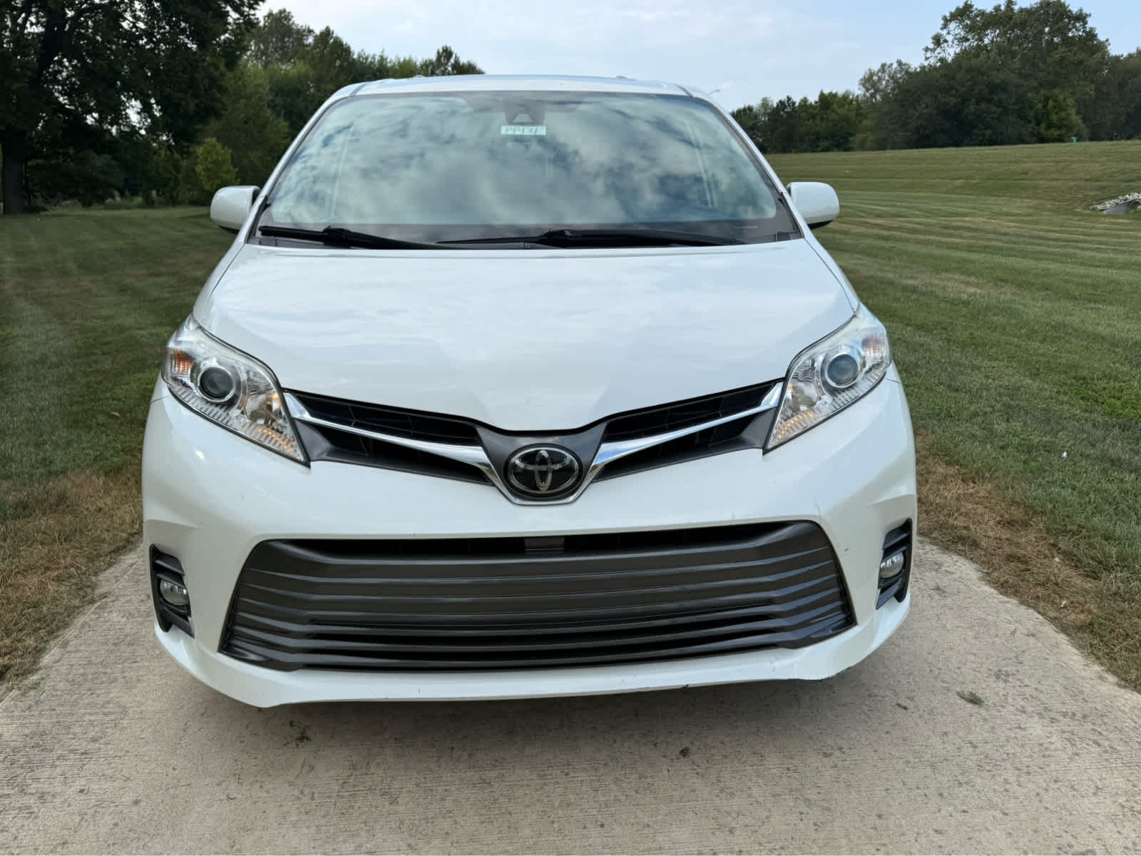 2020 Toyota Sienna XLE Auto Access Seat