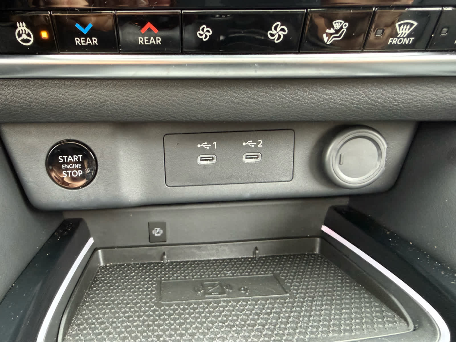 2025 Nissan Rogue Platinum