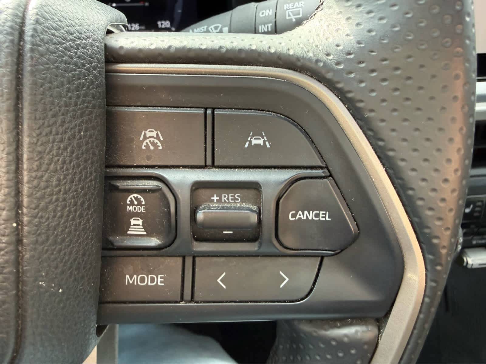 2025 Toyota 4Runner Hybrid TRD Off Road