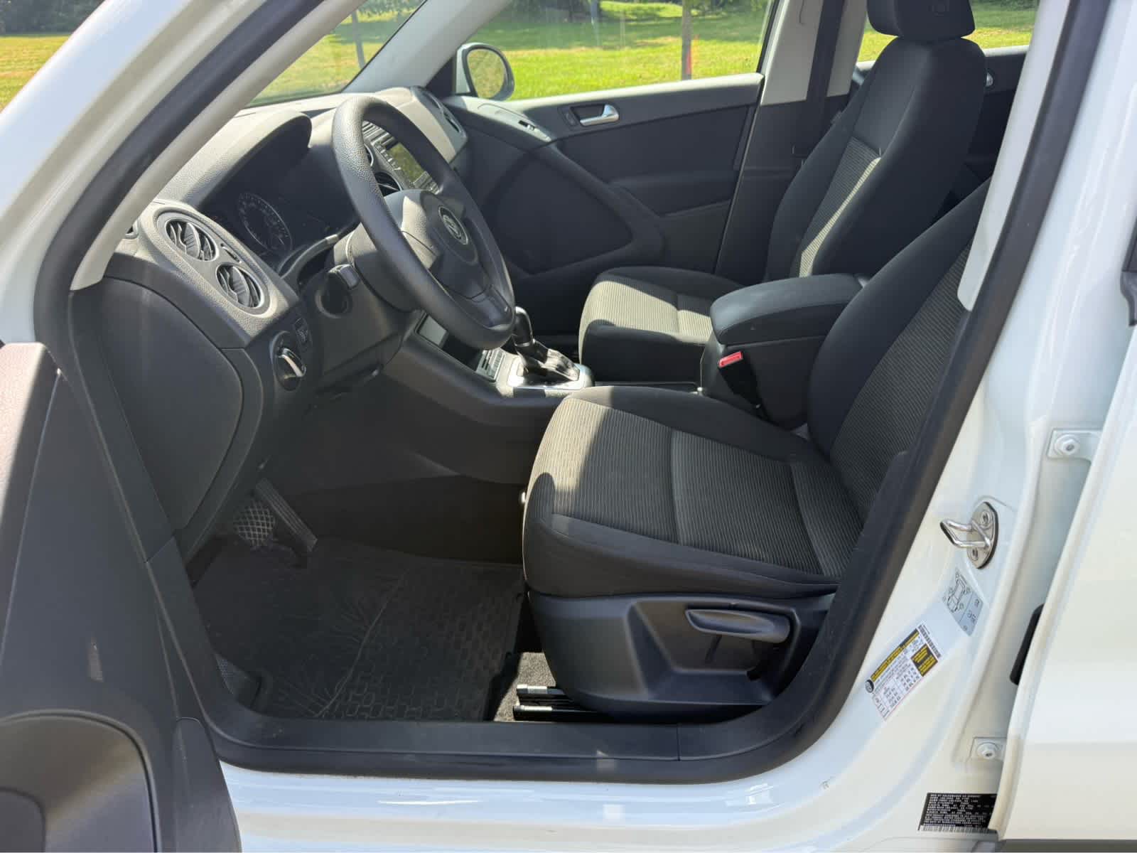 2017 Volkswagen Tiguan S