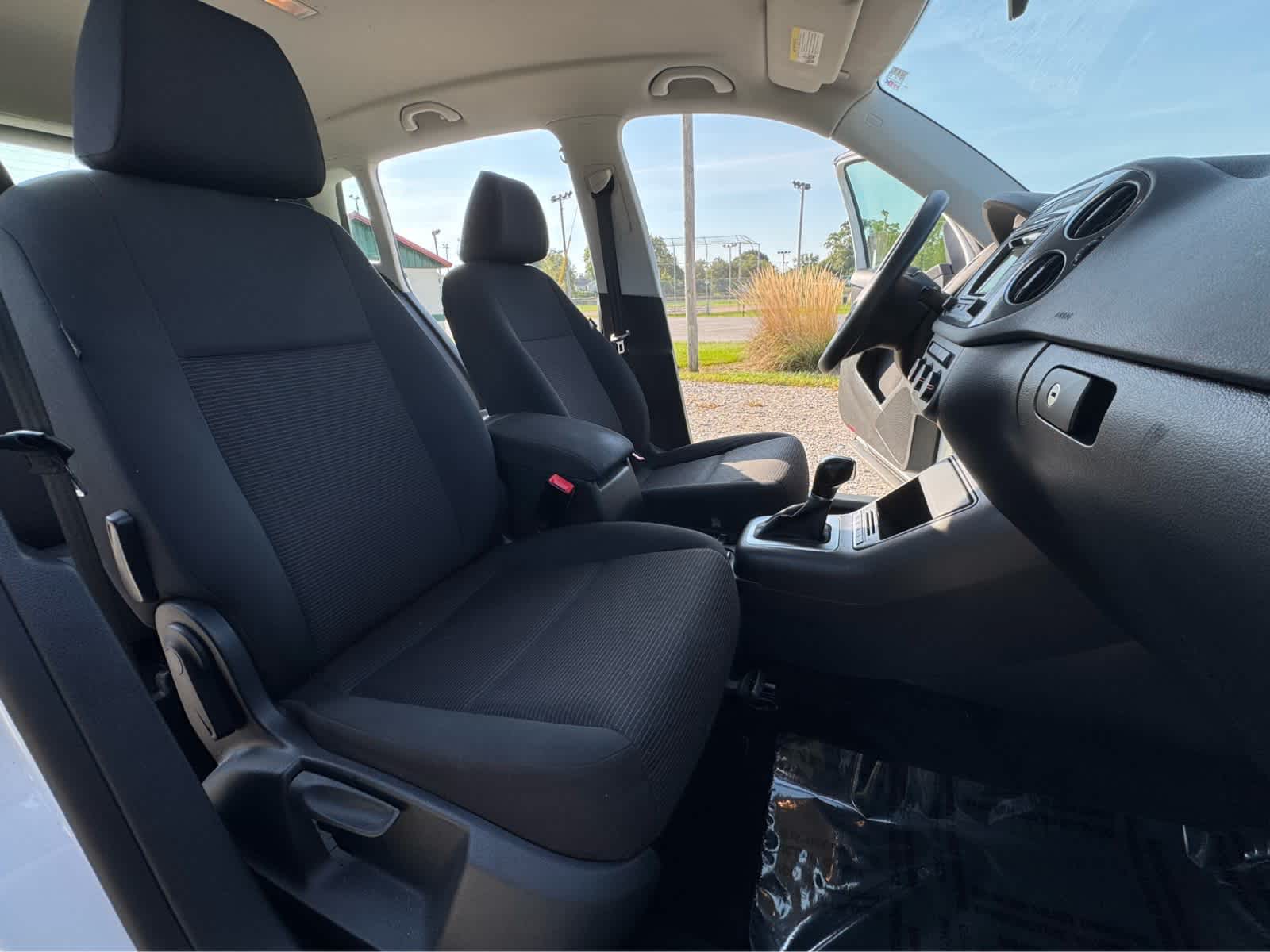 2017 Volkswagen Tiguan S